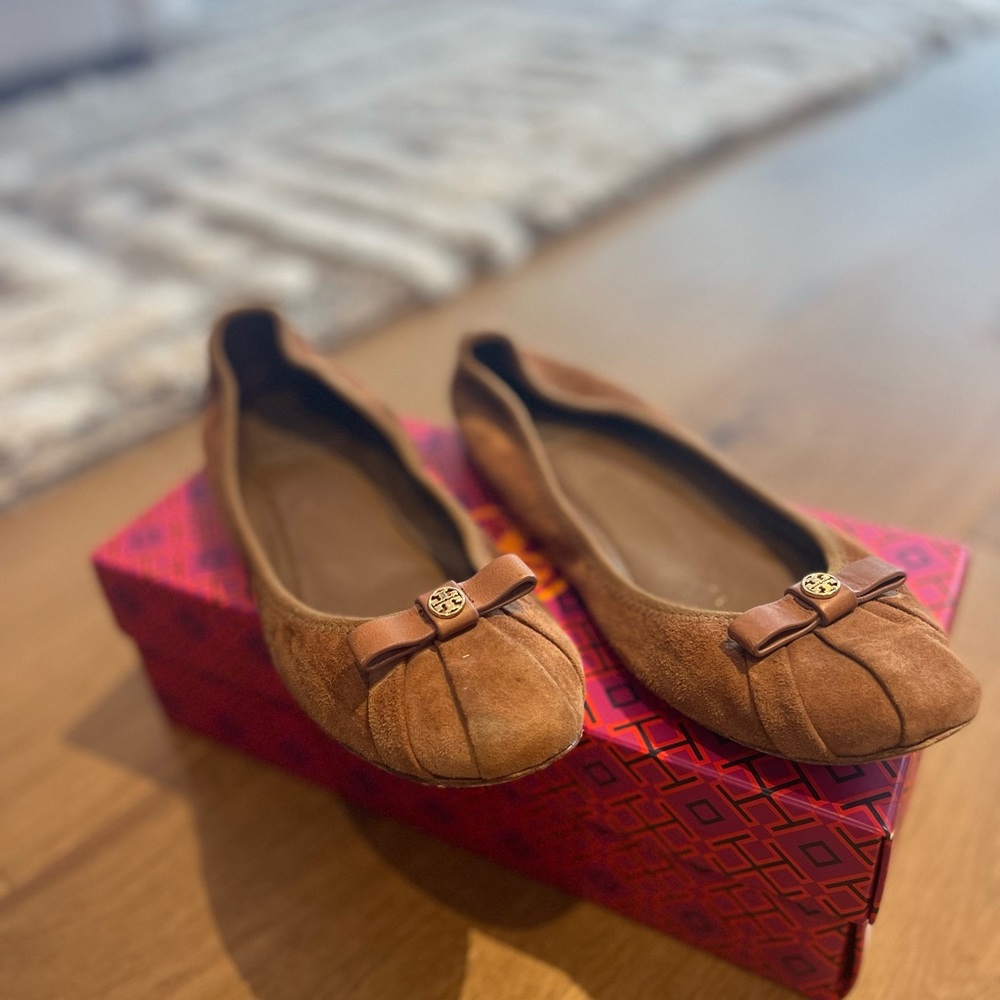 Tory Burch brown flats
